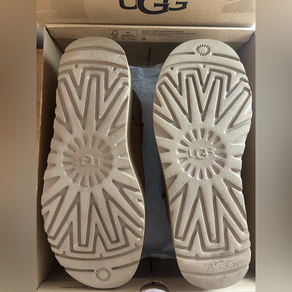 UGG Classic Ultra Mini Platform in Chestnut - Picture 4 of 8